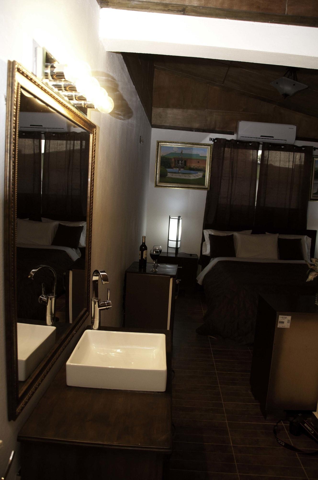 La Maison Hotel Port-au-Prince Luaran gambar